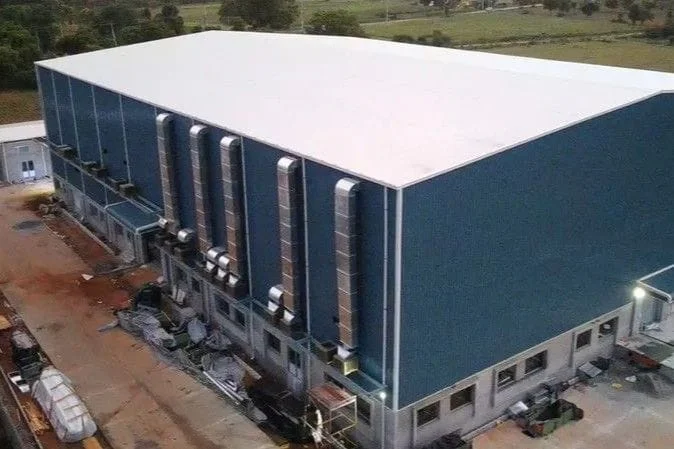 steel_frame_commercial_building_102